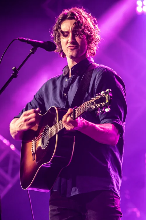 Dean Lewis portrait