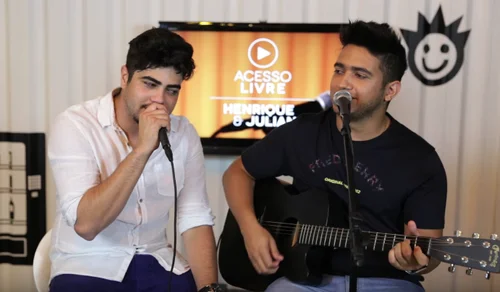 Henrique & Juliano portrait