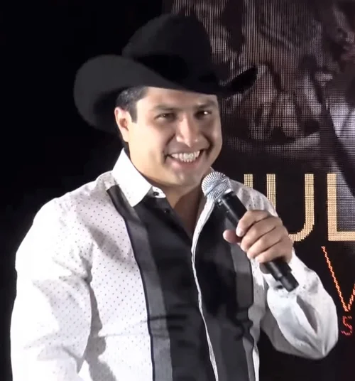 Julión Álvarez y su Norteño Banda portrait