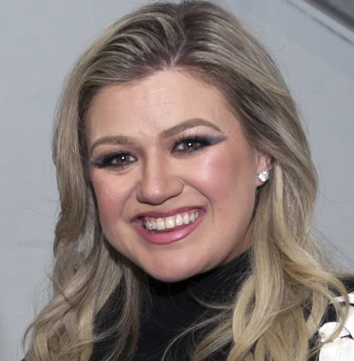 Kelly Clarkson portrait