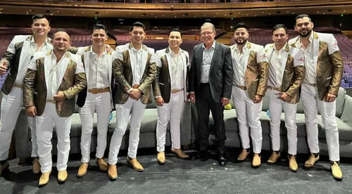 La Arrolladora Banda El Limón De Rene Camacho portrait