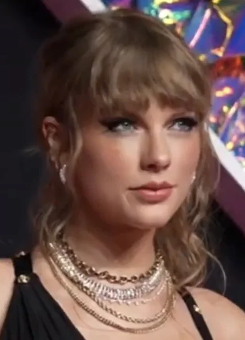 Taylor Swift portrait